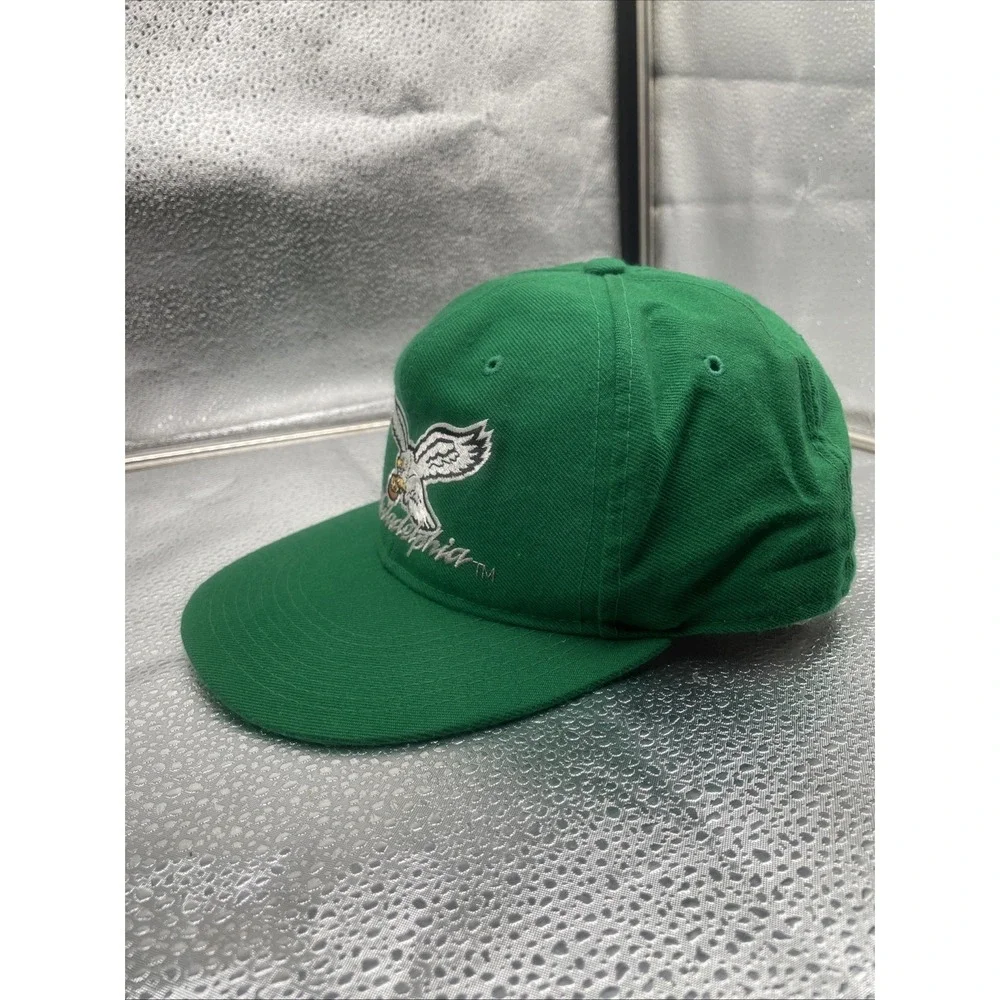 Vintage 90s Philadelphia Eagles Kelly Green Fitted 7 1/4 New Era Pro Cap